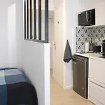 Bright Studio - Near Sainte-Chapelle